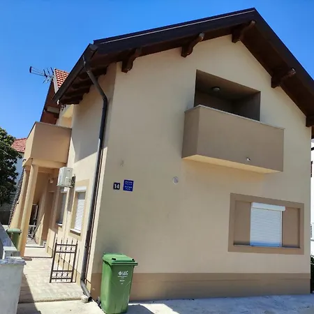 Vuckovic Apartment Vodice